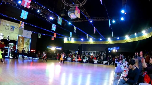 Кубок Украины Весеннее танго. Макс и Саша. Slow waltz. 1 место, Кубок. Финал Ювеналы 1Н класс смотреть онлайн