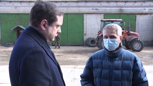 Губернатор ознакомился с работой Козинского тепличного комбината в Смоленском районе. смотреть онлайн