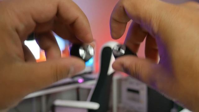 Wireless Gaming Earbuds! - Sennheiser Momentum смотреть онлайн