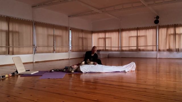 Сессия Sound Healing с Али.