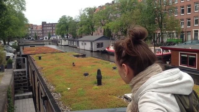 ДОМ-ЛОДКА НА ВОДЕ в Амстердаме Голландии / Water boat houses in the Nethrelands смотреть онлайн