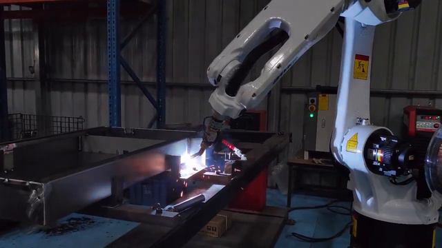Промышленные роботы Baykal Robot - MIG/MAG сварка (1) смотреть онлайн