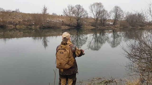 Рыбалка на спиннинг в Орловской области за три дня до нового года! смотреть онлайн