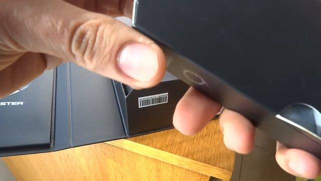 Monster NCredible NTune On-Ear White 2015 смотреть онлайн