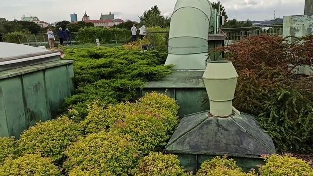 САД НА КРЫШЕ БИБЛИОТЕКИ В ВАРШАВЕ смотреть онлайн