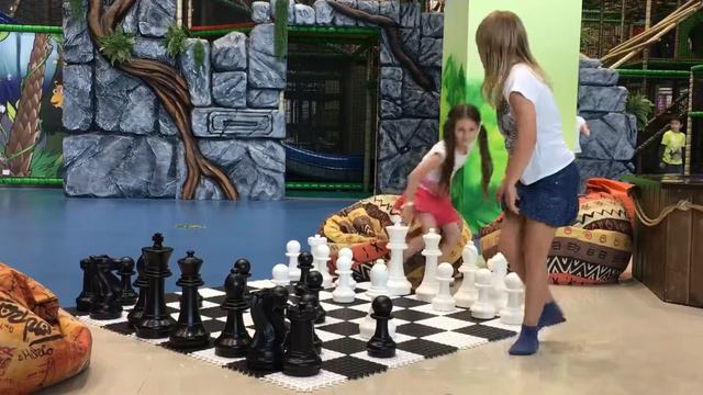 ГДЕ ПРОВЕСТИ СВОЙ ДЕНЬ РОЖДЕНИЯ! смотреть онлайн