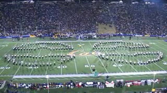 UC Berkeley Video Game Half-Time Show смотреть онлайн