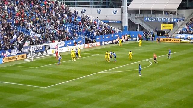 Zack Steffen of the Columbus Crew stops Bacary Sagna of the Montreal Impact 10/6/18 смотреть онлайн