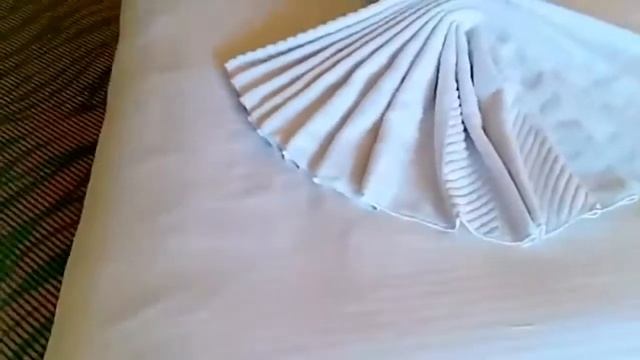 Как сделать таких же лебедей из обычной простыни (пошаговая инструкция) смотреть онлайн