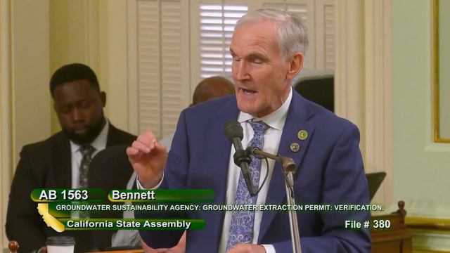 Assemblymember Steve Bennett Speaks on the Assembly Floor on AB 1563 смотреть онлайн