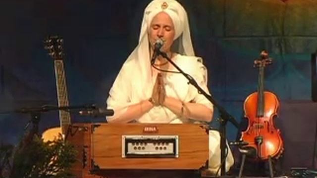 Snatam Kaur - Long Time Sun смотреть онлайн