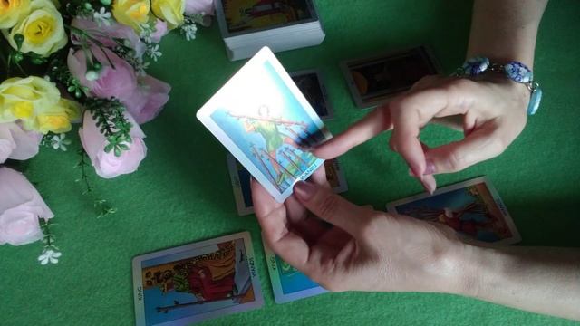 Что происходит сейчас в ваших отношениях? Что в мыслях, что в чувствах, что в скрытом? смотреть онлайн