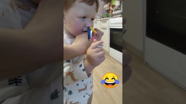 Арсюша и два стилуса) #Арсений #смешно