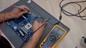 Lenovo Z570 Wistron LZ57 не включается нет индикации