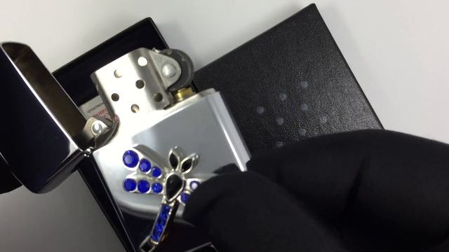 21042 Зажигалка Zippo Satin Dragonfly, Polish Chrome смотреть онлайн