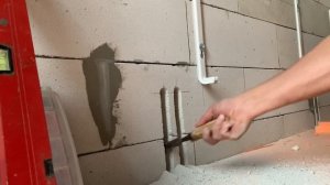 Штробы для труб в Газобетоне для радиаторов с нижним подключением!!!