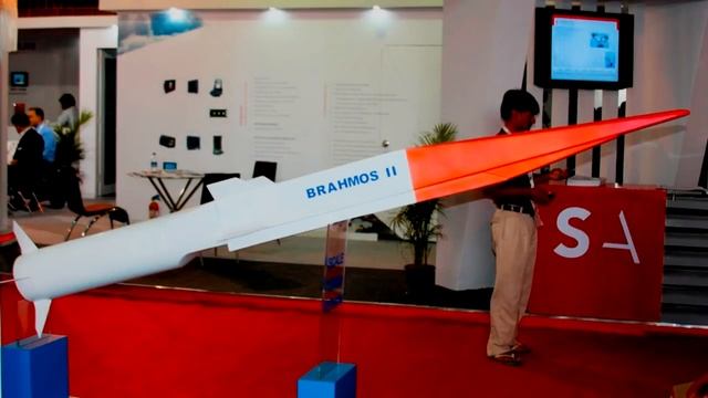 037 Гиперзвуковая ракета 3М-22 "Циркон" (введение) смотреть онлайн