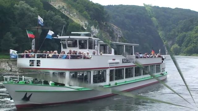Schiffahrt Kelheim-Kloster Weltenburg Прогулка по Дунаю смотреть онлайн