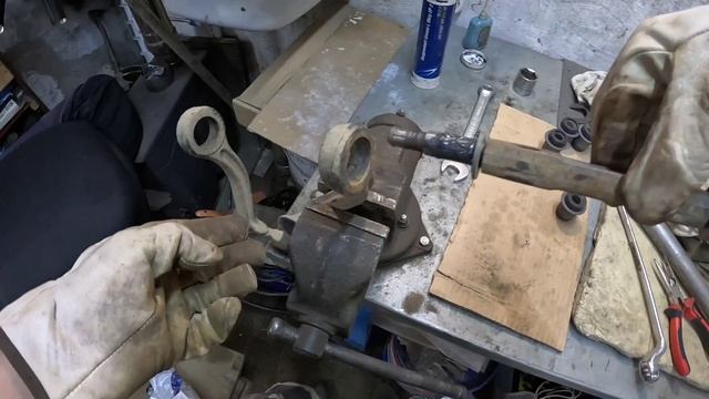 Замена сайлентблоков на Ниве. смотреть онлайн