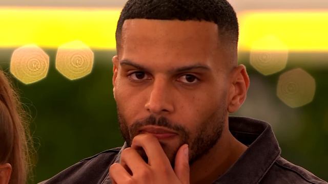 Callum and Molly both enter as Bombshells 😲 | Love Island All Stars смотреть онлайн