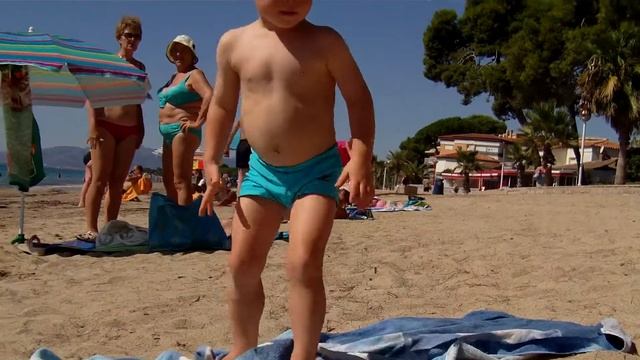 На плаже Costa Dourada смотреть онлайн