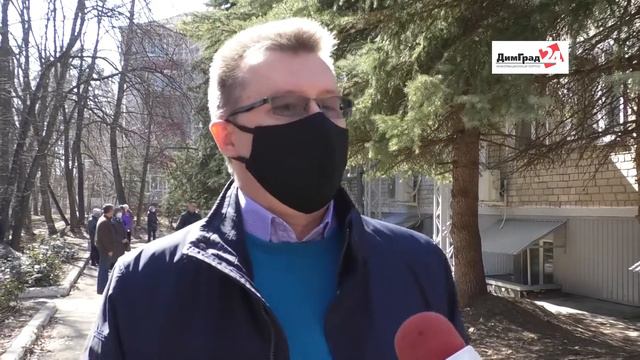 АЖИОТАЖА НЕТ, НО ОЧЕРЕДИ ЕСТЬ смотреть онлайн