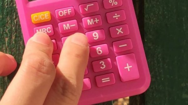 Топ 3 игр на калькуляторе придуманных мной?