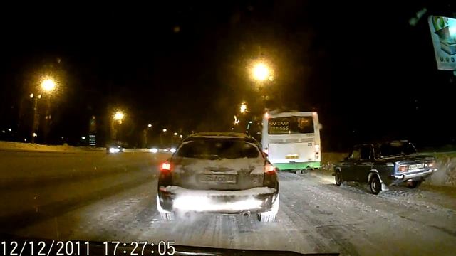 Ульяновск_ДТП на Октяборьской.mp4 смотреть онлайн