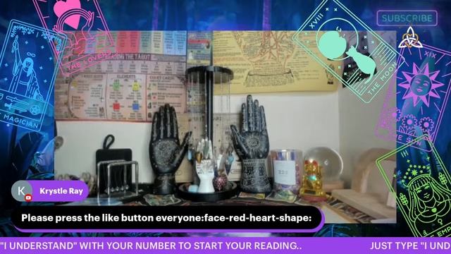 TrinityTarot PRESENTS...FREE one card reads WITH APPLE LUNA смотреть онлайн
