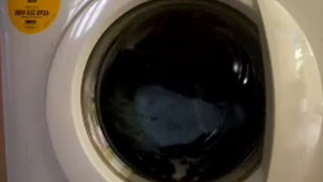 Movie 1 of my Old Zanussi Electrolux ZWF 1621 W Washing Machine смотреть онлайн