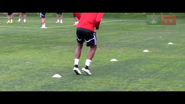 Рядом с командой