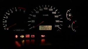 Не исправность щитка приборов. Хёндай Акцент. Стрелка дорожить при включении зажигания.