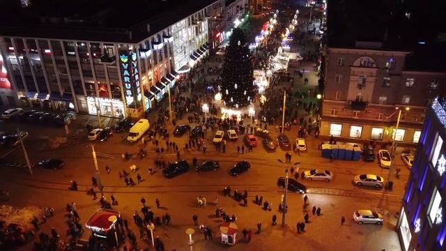 Днепр. (8.01.2022г.) Новогодний выпуск. Центральная елка. Прибрежный сквер. смотреть онлайн