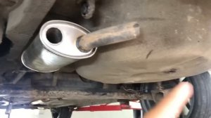 Двойной выхлоп на Гранту Лифтбек .