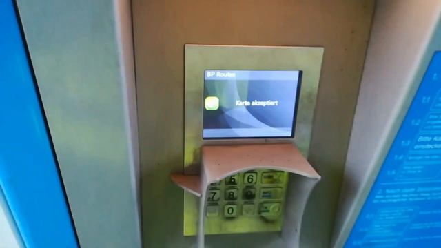 №12. Как заправляться на заправке ARAL в ГЕРМАНИИ, где нет кассира! смотреть онлайн