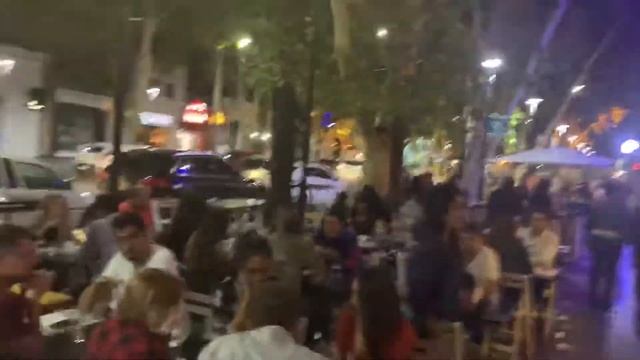 Night Life in Mendoza, Argentina. смотреть онлайн