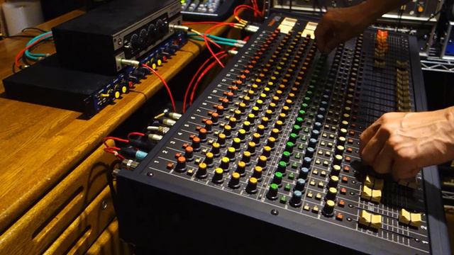 Tascam M-224 Dub смотреть онлайн
