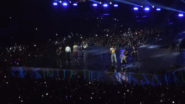 STRAY KIDS - MANIAC [MUSIC BANK IN PARIS 2023] смотреть онлайн