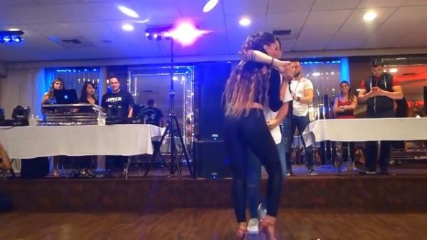 DANIEL Y DESIREE - [SABANAS BLANCAS] ?- BACHATA SENSUAL - DANIEL Y DESIRÉE