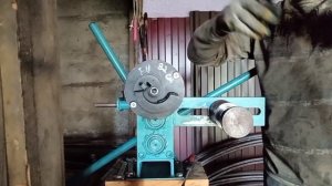 Арнольд работает у нашего клиента.  станок для холодной ковки