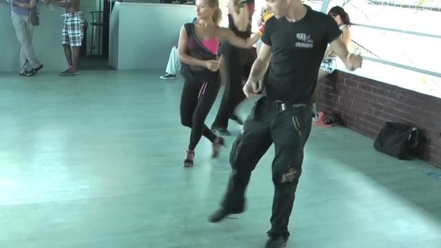 Pachanga - Tamir Sabarov & Ana Celia de Silva смотреть онлайн