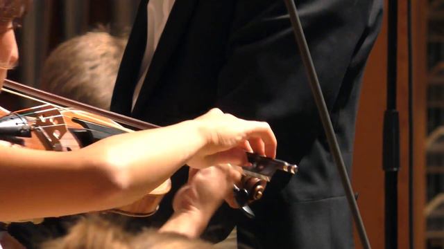 JUNGE PHILHARMONIE OWL, Jean Sibelius: Violinkonzert d-Moll op. 47, 1. Satz смотреть онлайн