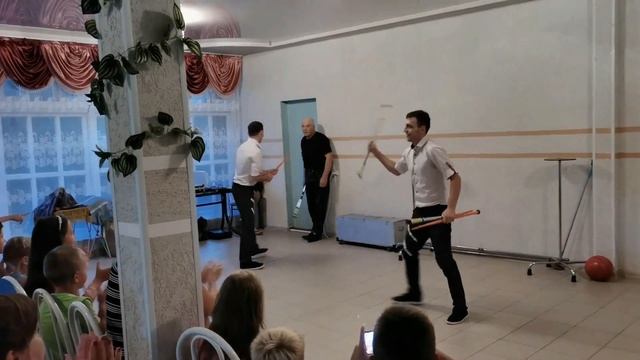 Цирк приехал смотреть онлайн