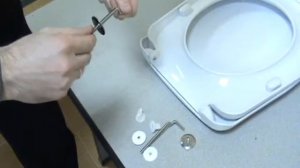 Видеоинструкция установки сидений унитаза УКЛАД
