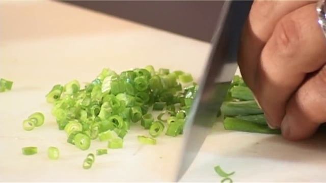 Рецепт от Азбуки Вкуса: тартар из лосося смотреть онлайн