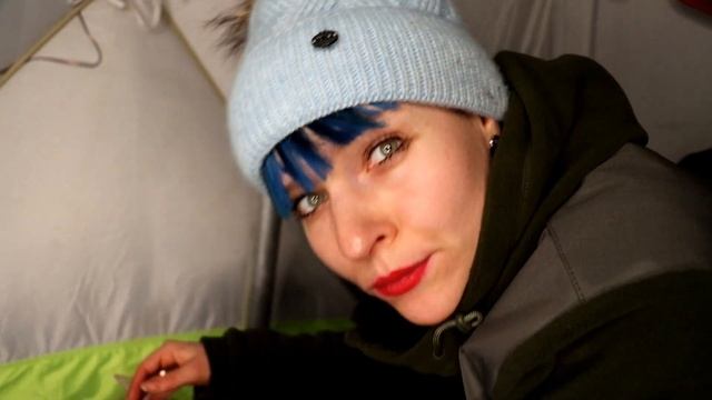 НА ЛЬДУ С СОБАКОЙ. Зимняя рыбалка в ПАЛАТКЕ С НОЧЁВКОЙ. Ищу леща #231 смотреть онлайн