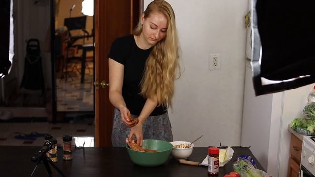 День Благодарения в США/ Как празднуют/ Что едят и на что смотрят? смотреть онлайн