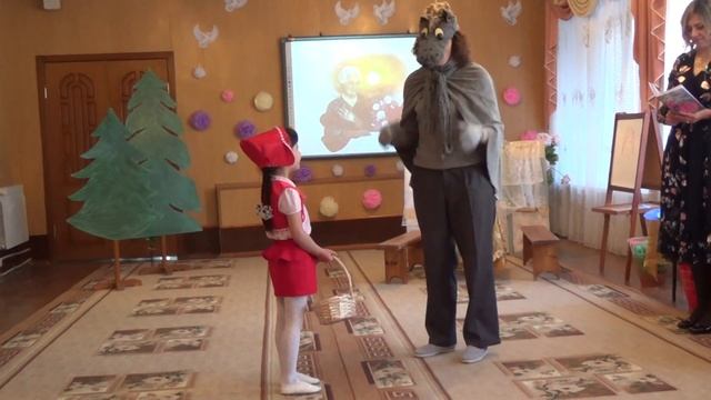 Инсценировка "Встреча Волка с Красной шапочкой", гр. №10 СП "ЦРР - д/с "Сказка" смотреть онлайн