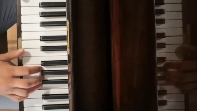 Upright Piano Petrof 118