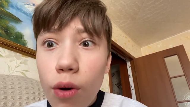 Я ЗАСТРЯЛ В ДРУГОМ ГОРОДЕ🤐 смотреть онлайн